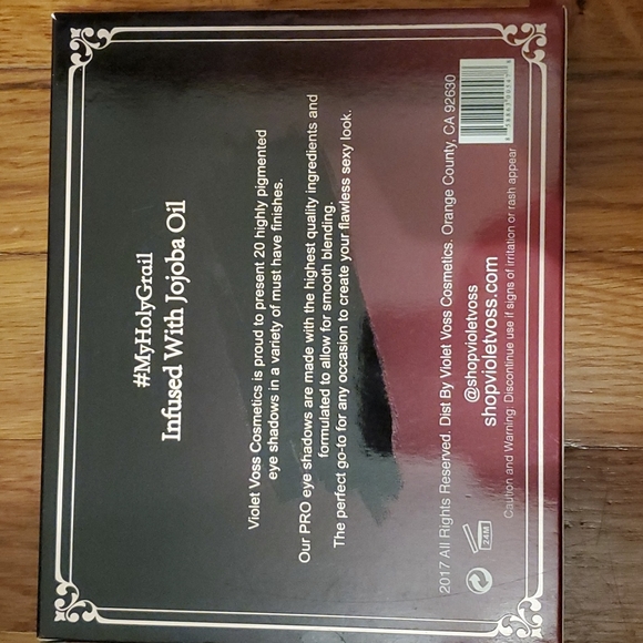 Violet Voss HG Palette - Picture 3 of 3